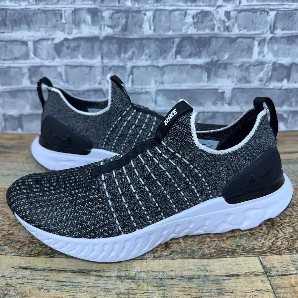 Nike Phantom React FlyKnit 2 Run Black White CJ0277-003 Mens Size 9 New Rare